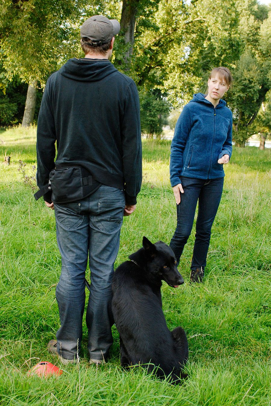 Einzeltraining mit Christine Wasilijew bei der Hundeschule Fährtenwechsel.